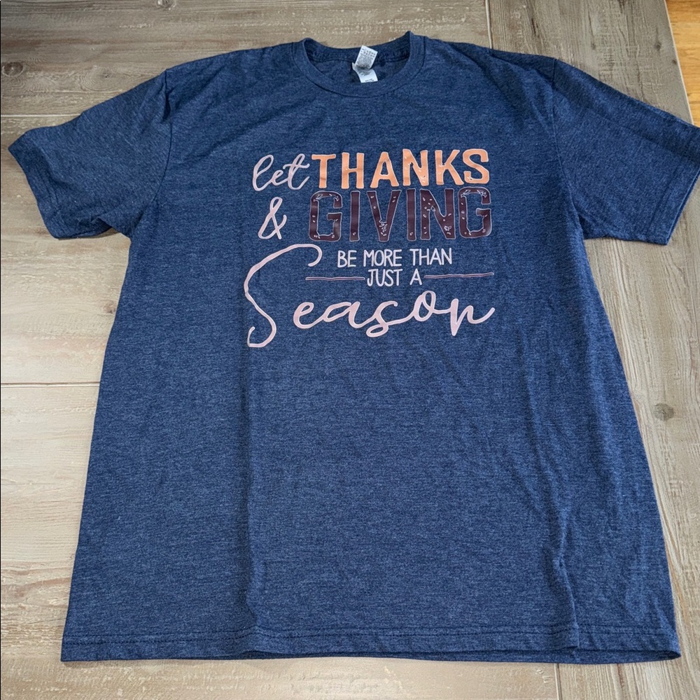 Gildan Heat Midnight Navy Thanksgiving Short Sleeve T Shirt - Large
